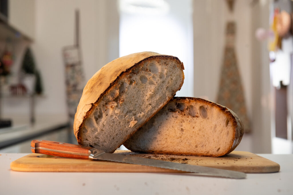 Pane Facile Fatto In Casa Con Lievito Di Birra Senza Impastatrice La Molliche Di Nan